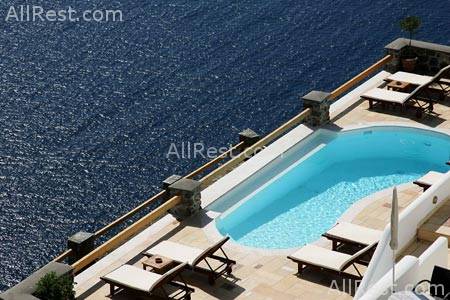 Tholos Resort 4